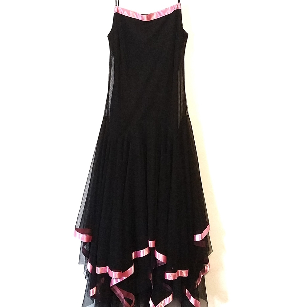 B. Darlin Black Ruffle Dress. Size 5/6
